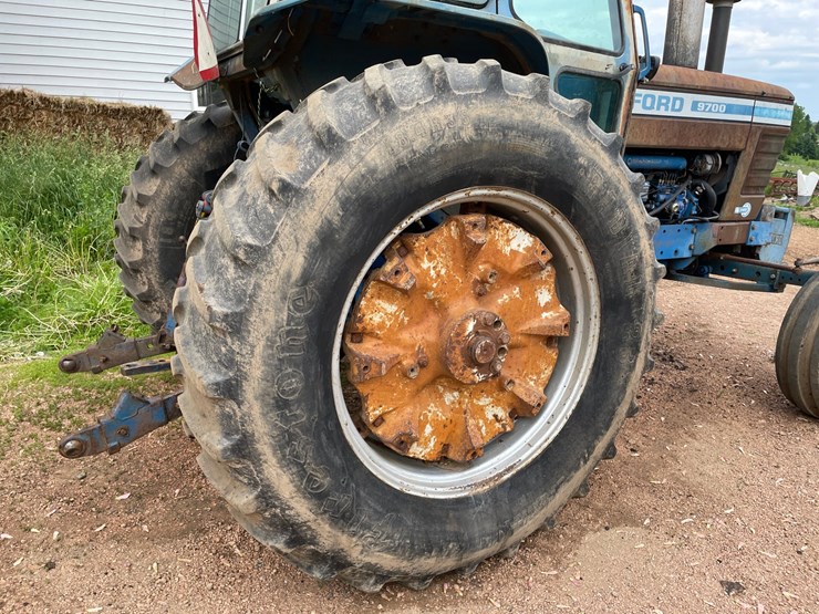 ford-9700-image-34