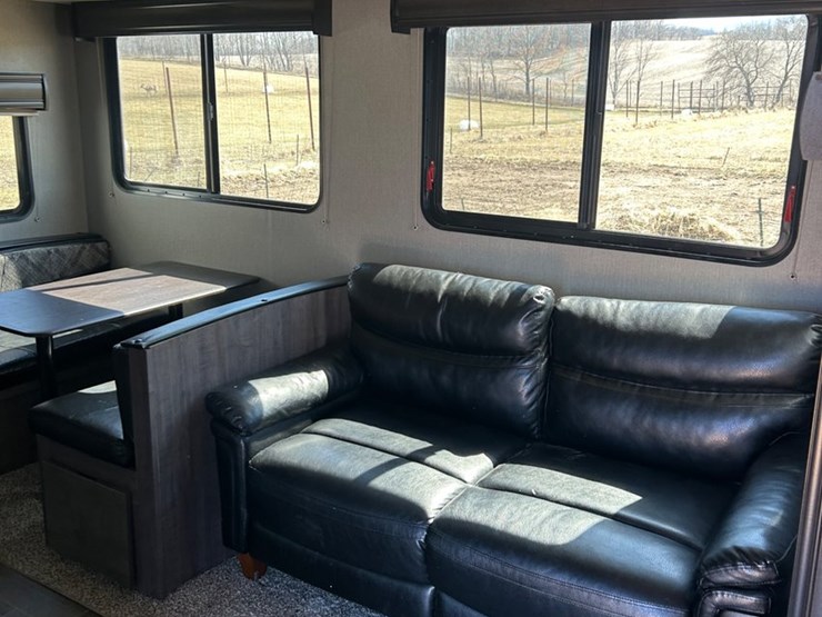 #510-•-2019-cruiser-aire-30bh-fifth-wheel-trailer-(prairie-farm)-(wi-title-in-delay)-image-33