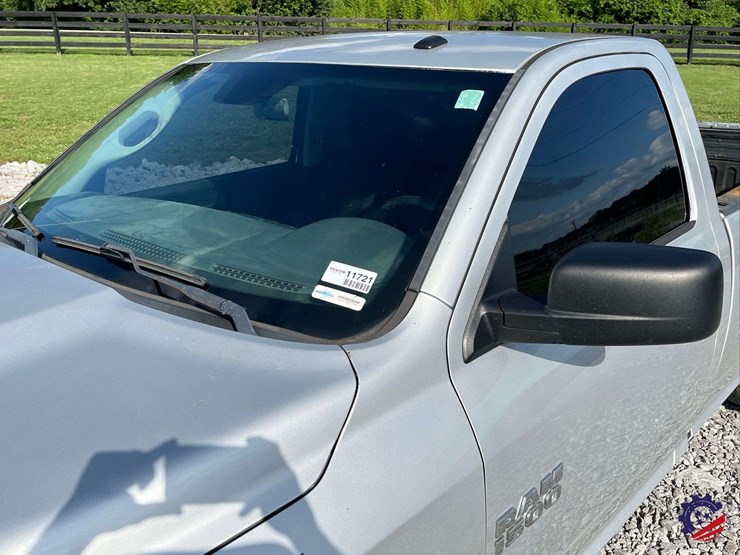 2017-dodge-1500-image-13