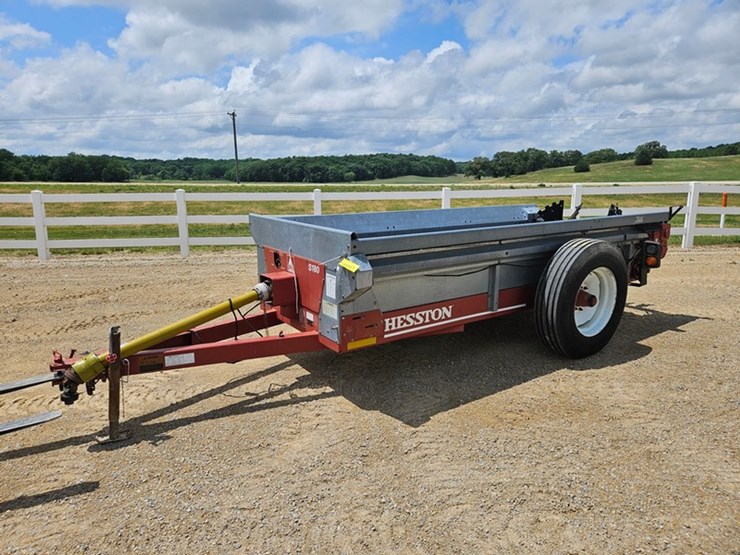 hesston-s180-image-1