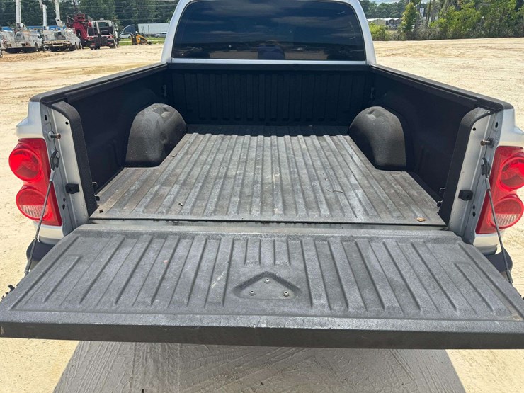 2006-dodge-dakota-slt-image-18