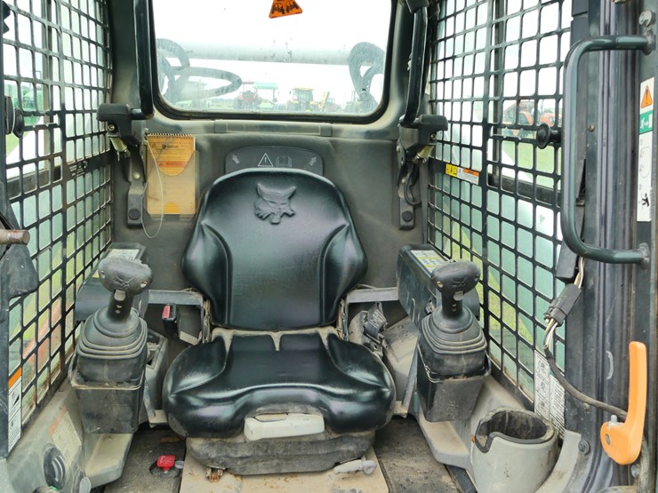 2016-bobcat-t650-image-13