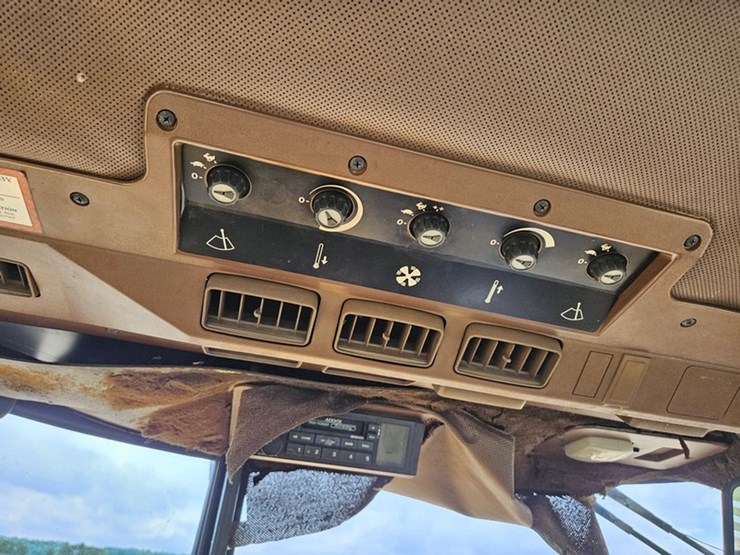 john-deere-2755-image-44