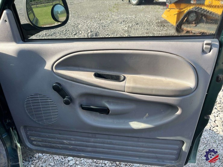 1999-dodge-ram-2500-image-54