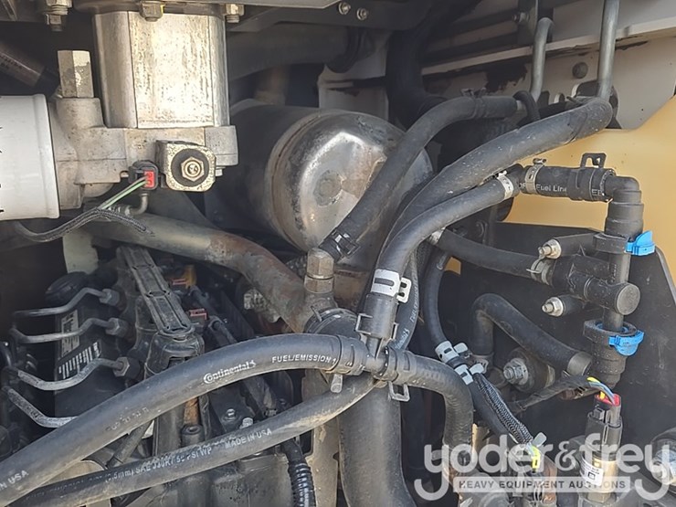 2021-bobcat-t66-image-38