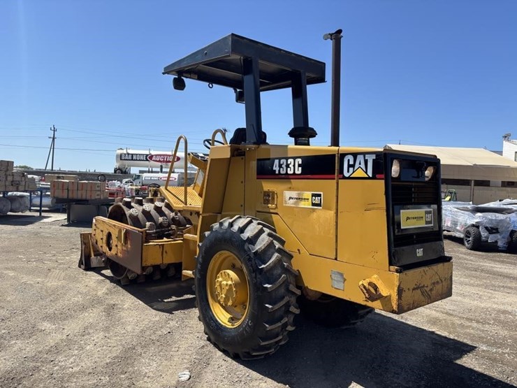 1998-caterpillar-cp-433c-image-4