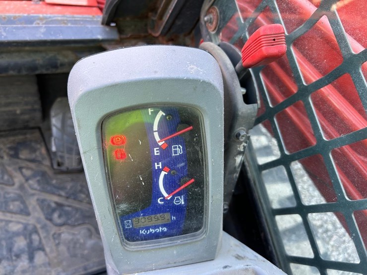 kubota-svl75-2-image-21