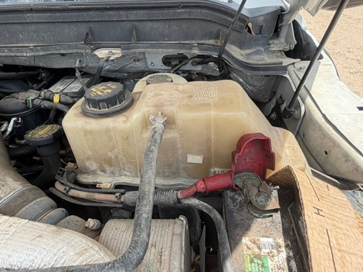 2013-ford-f550-image-63