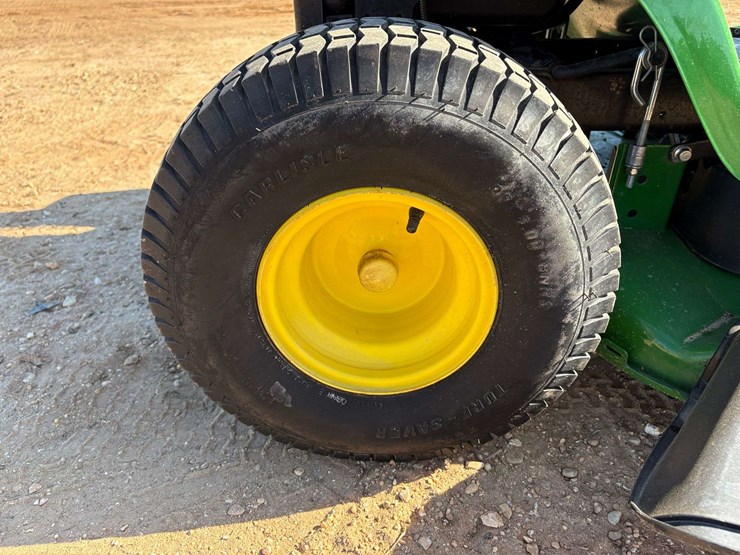 2016-john-deere-d110-image-12