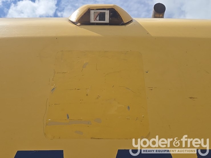 2017-komatsu-pc210-lc-11-image-51