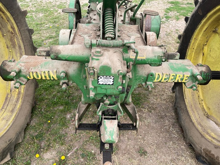 john-deere-b-image-14