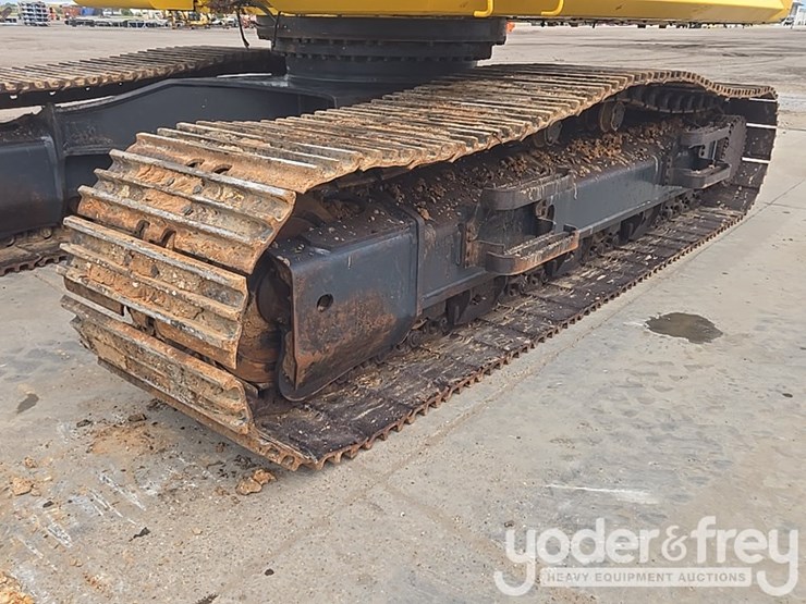2023-komatsu-pc490-lc-10-image-9