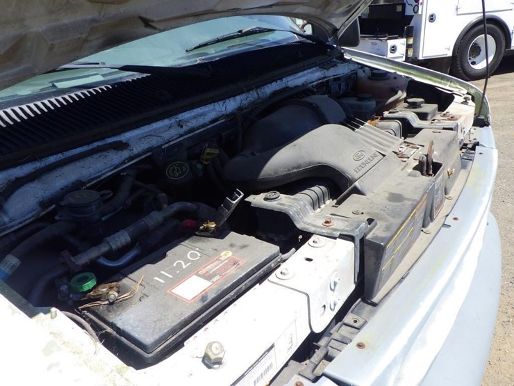 2000-ford-econoline-350-image-11