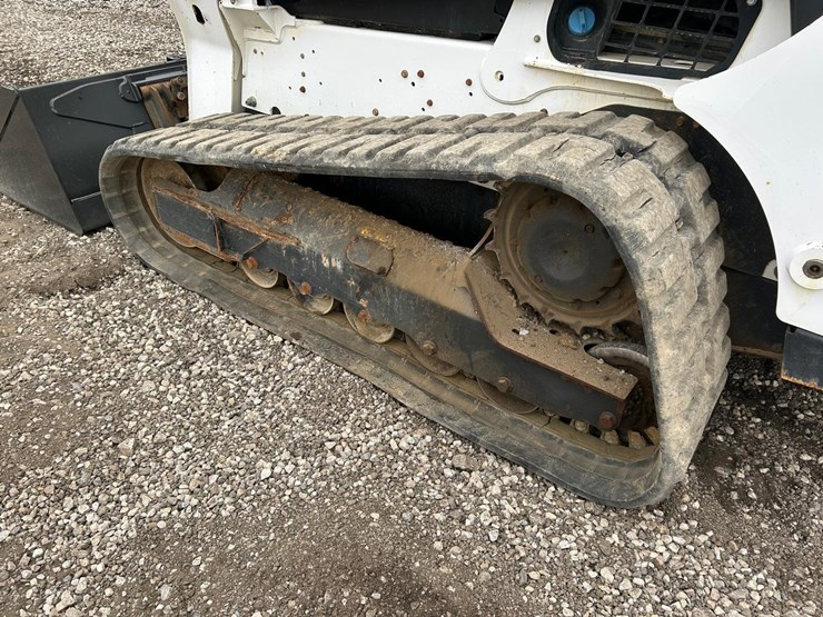 2019-bobcat-t770-image-16
