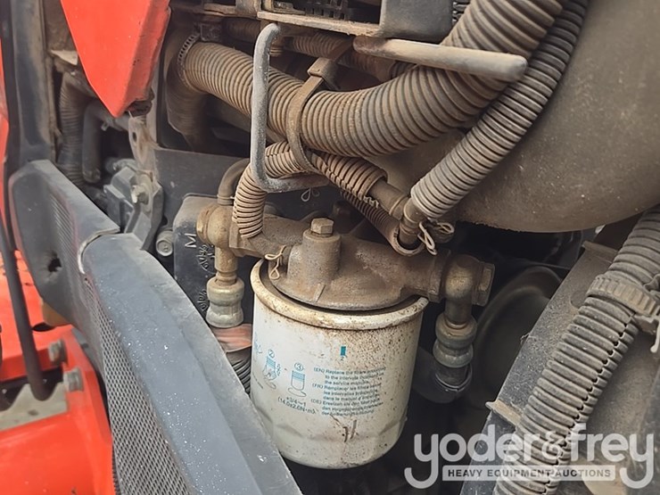 2019-kubota-l3901d-image-35