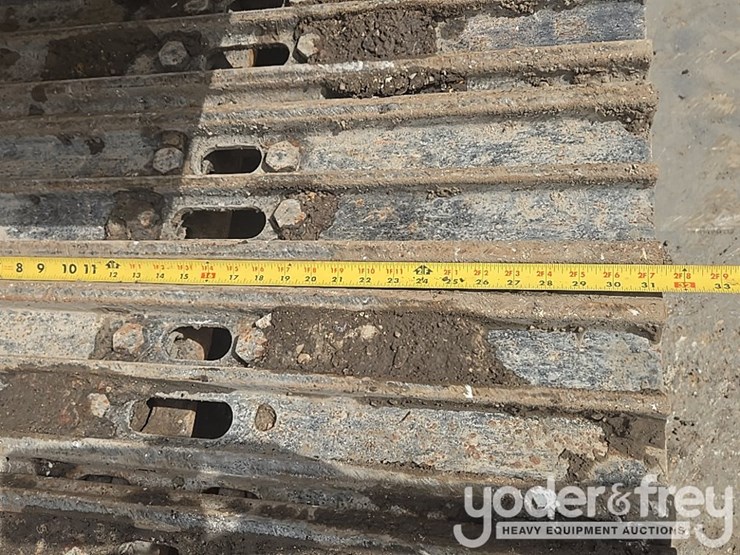 2017-komatsu-pc210-lc-11-image-17