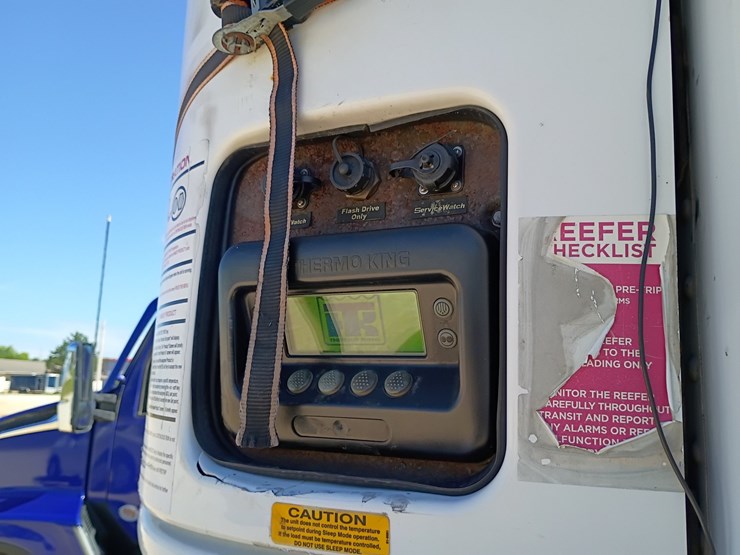 2013-hyundai-reefer-image-15