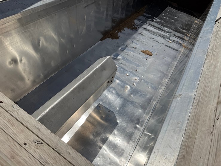 #468-•-1979-easton-pusher-28'-semi-pusher-trailer-(has-wi-title)-(stanley,-wi)-image-35