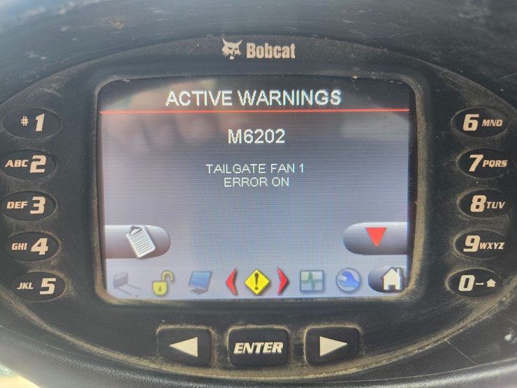 2020-bobcat-t770-image-30