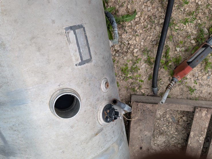 #5457-•-aluminum-fuel-tank-image-3