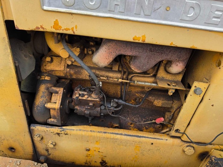 john-deere-350-image-9