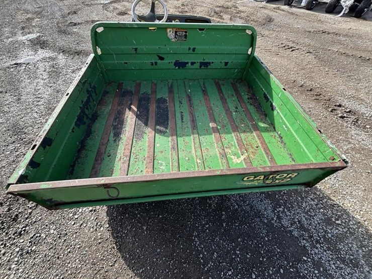 john-deere-gator-image-7