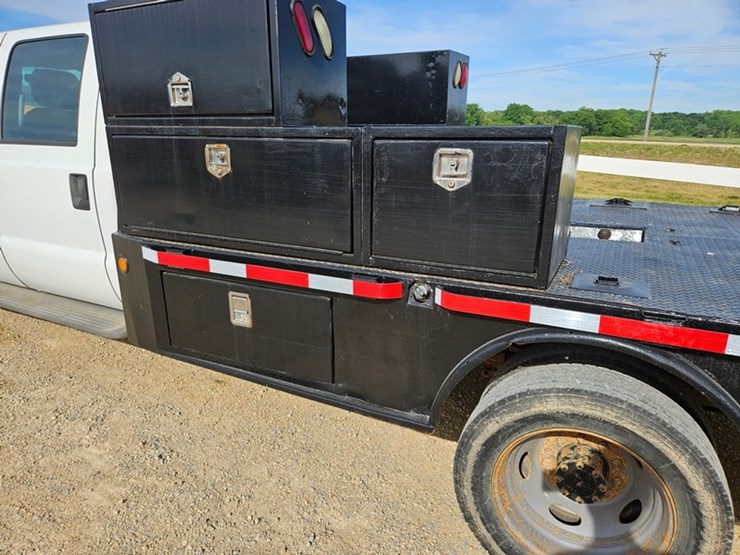 2012-ford-f550-image-11
