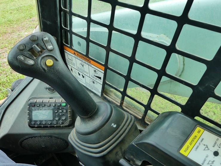 2016-bobcat-t650-image-15