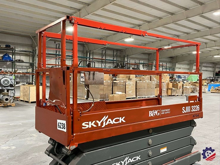 skyjack-sj111-3226-scissor-lift-image-13