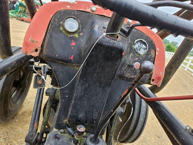 ford-8n-image-22