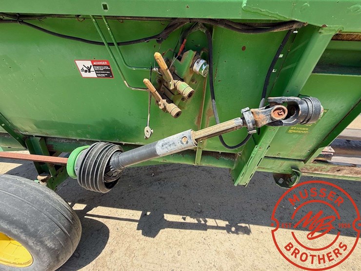 john-deere-925r-image-8