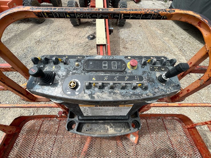jlg-400s-image-21