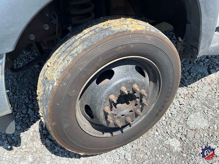 2016-ford-f550-image-5