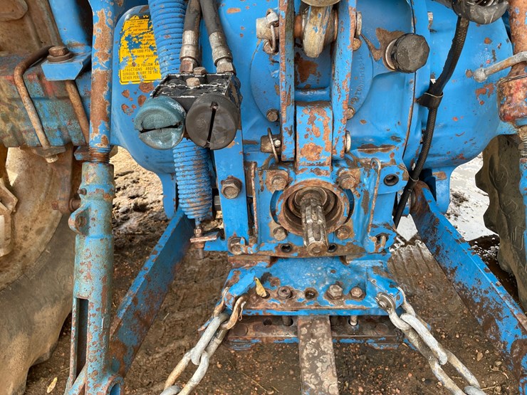 ford-7710-image-28