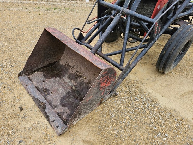 ford-8n-image-9