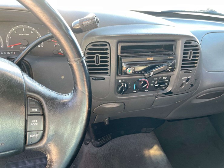 2001-ford-f150-image-11