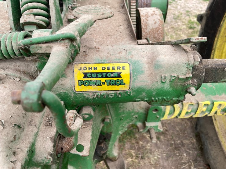 john-deere-b-image-22
