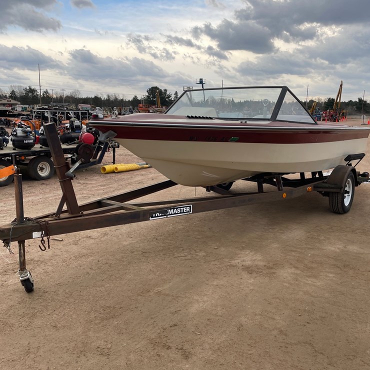#505 • 1987 Sylvan 19' Boat with Trailer (No Title/Reg. Card) (Mosinee, WI)