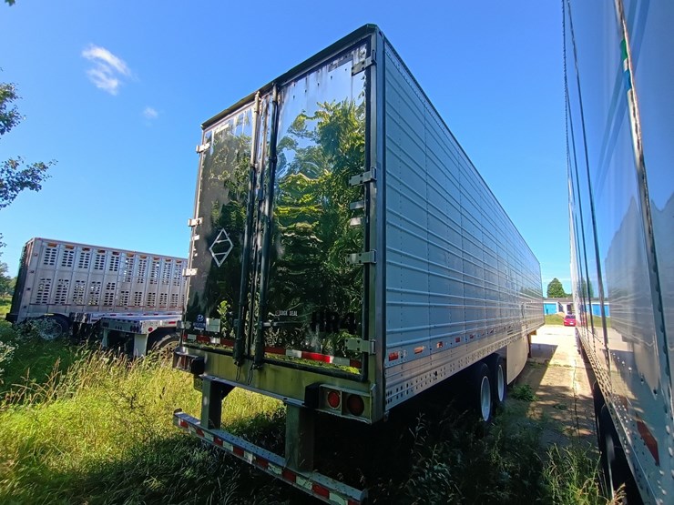 2013-hyundai-reefer-image-6