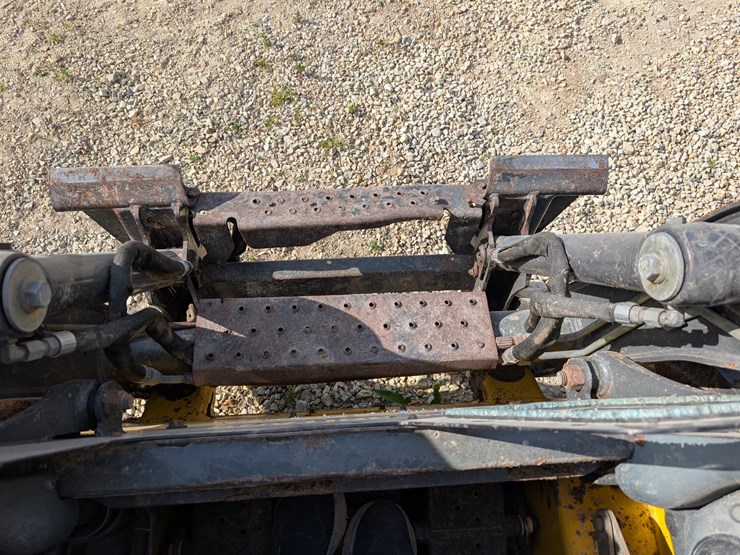 #5455-•-new-holland-218-skid-loader-image-19