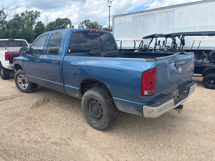 2006-dodge-2500-image-4
