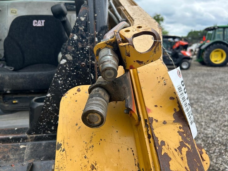 caterpillar-289c-image-11