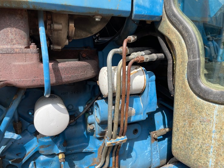 ford-7710-image-13