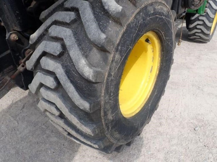 2011-john-deere-1023e-image-65