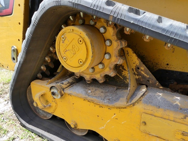 2024-caterpillar-255-image-6