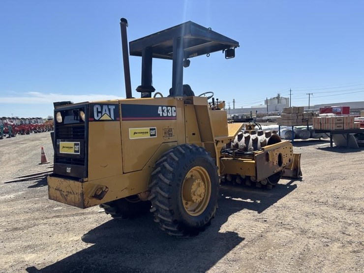 1998-caterpillar-cp-433c-image-3