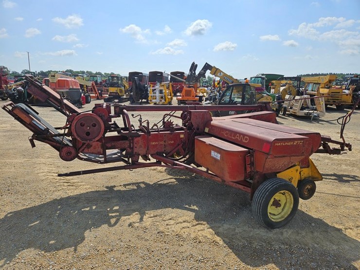 new-holland-273-image-5