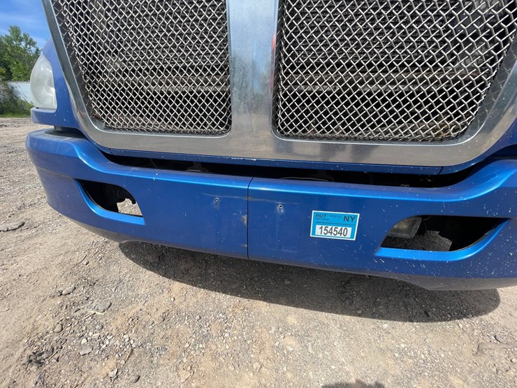 2015-kenworth-t680-image-50