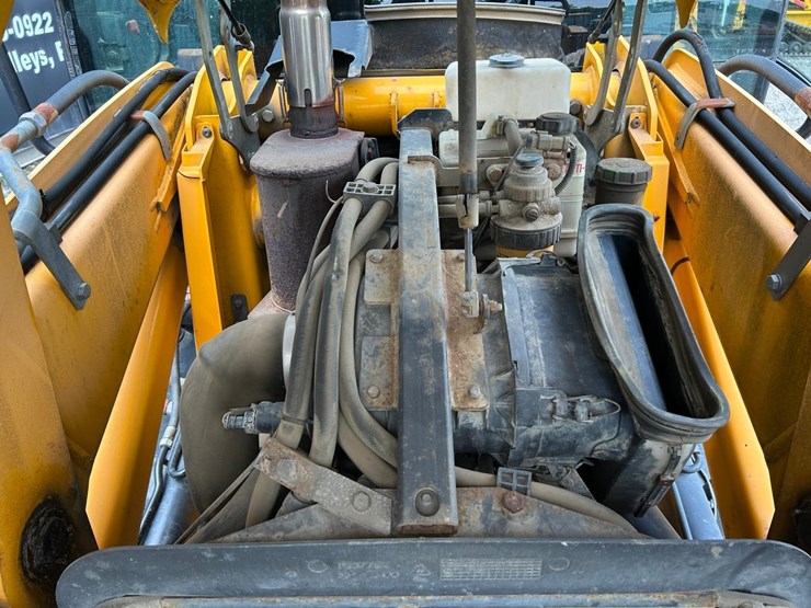jcb-3cx14-image-21