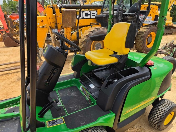 john-deere-1445-image-6
